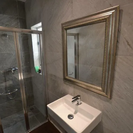 The Penthouse Flat-terrace&view *