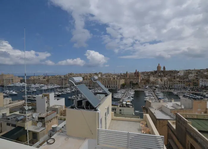 The Penthouse Flat-terrace&view *