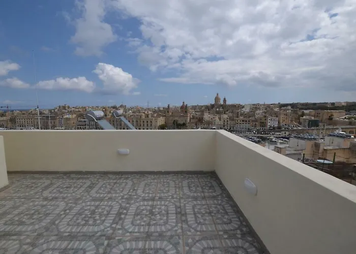 The Penthouse Flat-terrace&view * セングレア