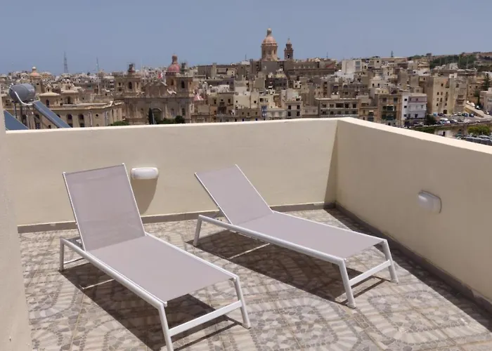 The Penthouse Flat-terrace&view